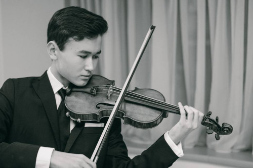 Daniel Lozakovich
